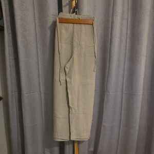 Women's Linen Tan Capris